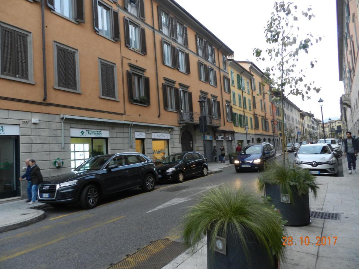 Bergamo Center Apartamento Exterior foto